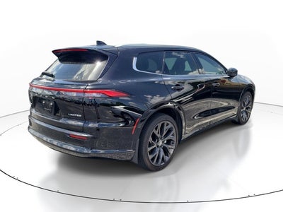 2025 Toyota Crown Signia XLE