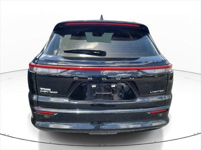 2025 Toyota Toyota Crown Signia XLE