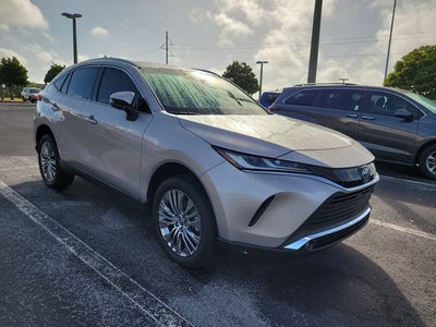 2023 Toyota Venza LE