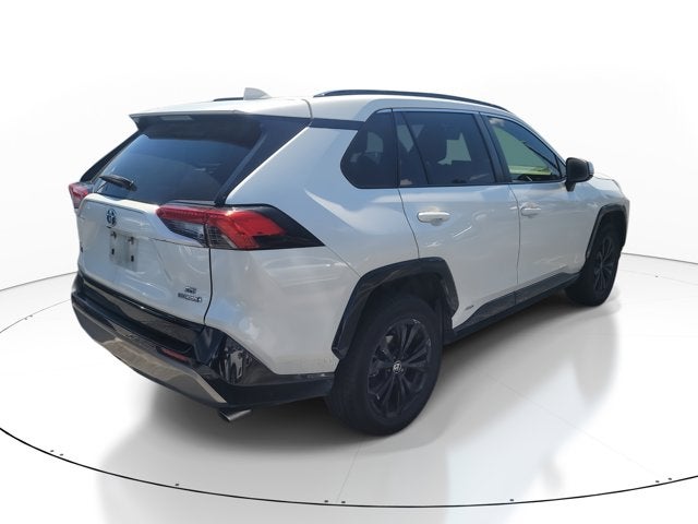 2022 Toyota RAV4 Hybrid SE