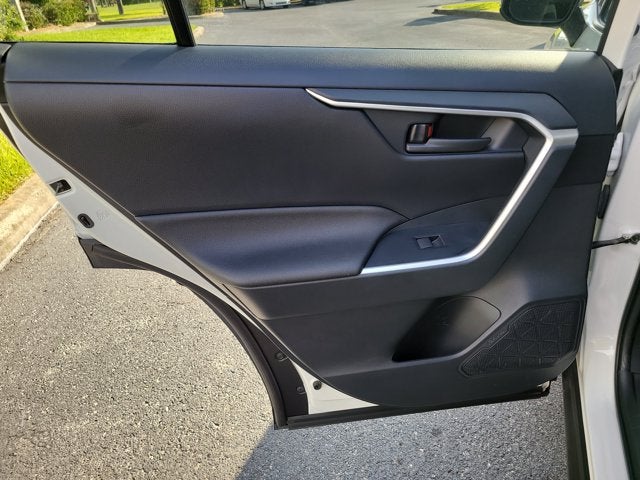 2022 Toyota RAV4 Hybrid Hybrid LE