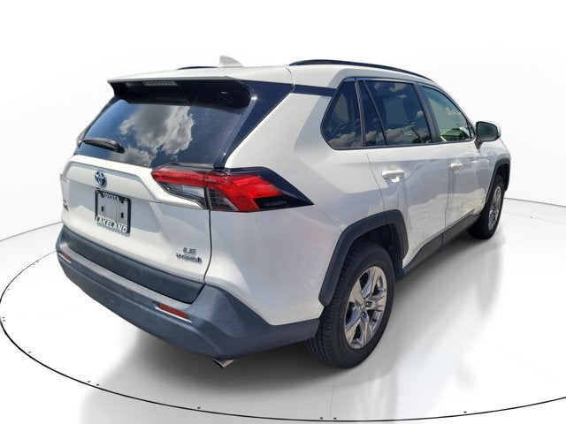 2022 Toyota RAV4 Hybrid LE