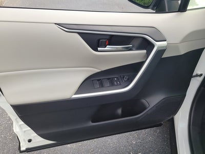 2024 Toyota RAV4 Hybrid Hybrid XLE