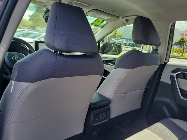 2024 Toyota RAV4 HYBRID Hybrid XLE