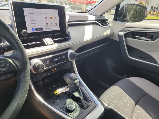 2024 Toyota RAV4 HYBRID Hybrid XLE