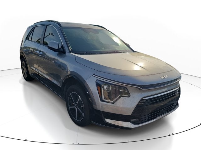 2023 Kia Niro SX