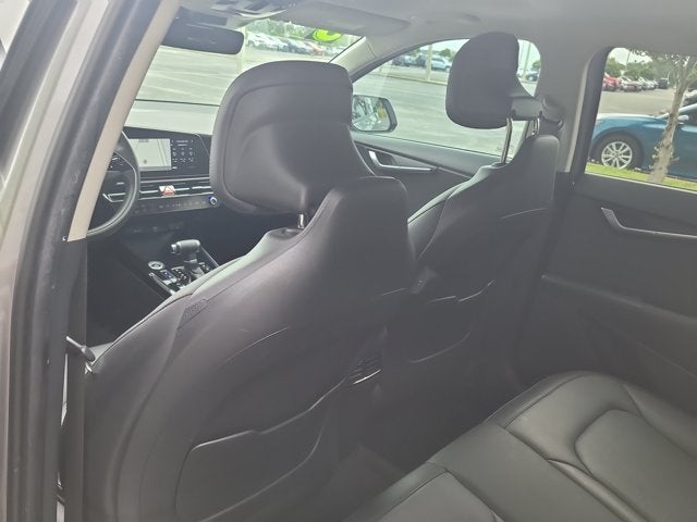 2023 Kia Niro SX