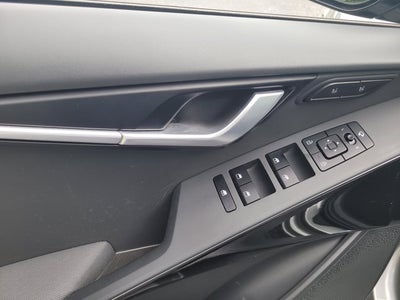 2023 Kia Niro SX