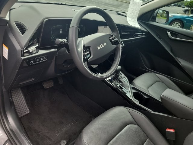 2023 Kia Niro SX