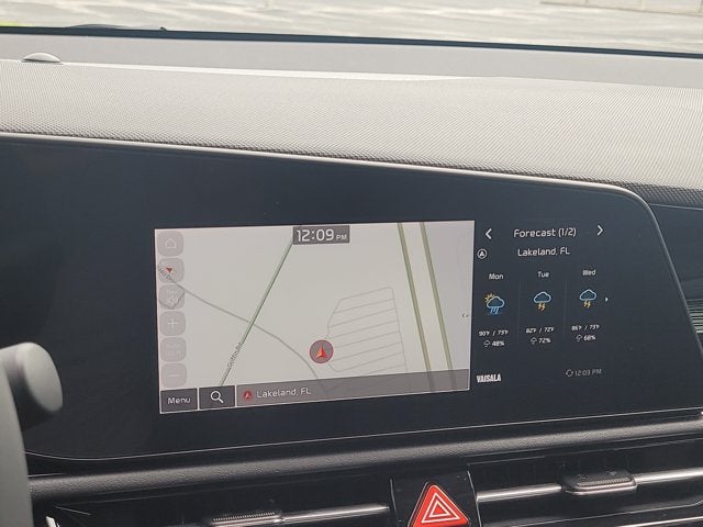 2023 Kia Niro SX