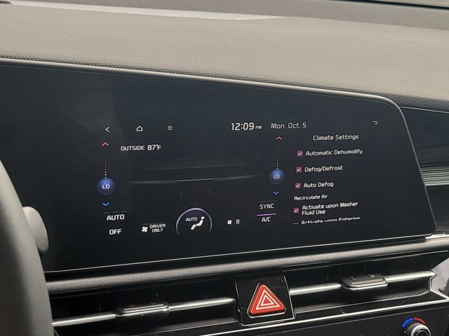 2023 Kia Niro SX