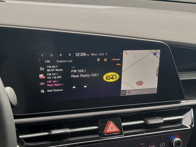 2023 Kia Niro SX