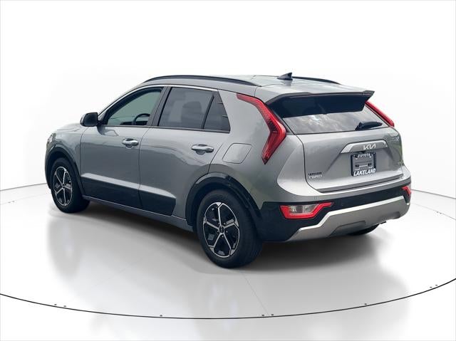 2023 Kia Niro SX