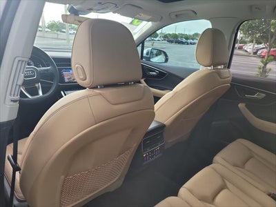 2025 Audi Q7 Premium Plus