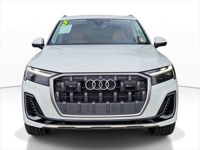 2025 Audi Q7 Premium Plus