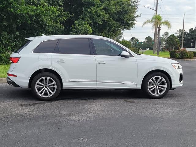 2025 Audi Q7 Premium Plus