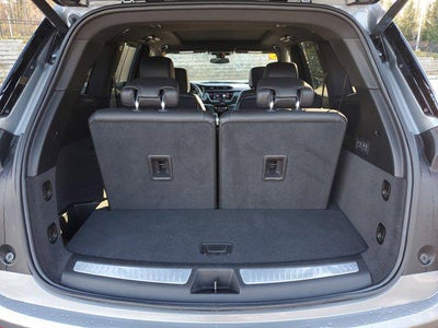 2025 Cadillac XT6 FWD Premium Luxury