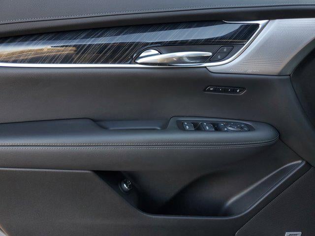 2025 Cadillac XT6 FWD Premium Luxury