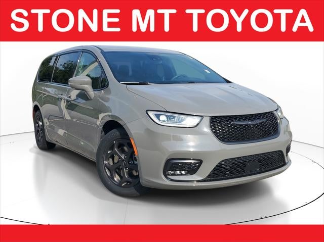 2022 Chrysler Pacifica Hybrid Touring L