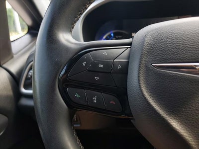 2022 Chrysler Pacifica Hybrid Touring L