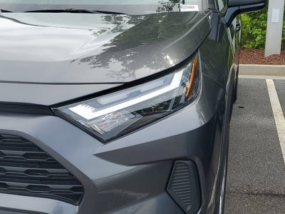 2024 Toyota RAV4 LE