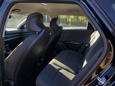 2025 Kia K4 LX