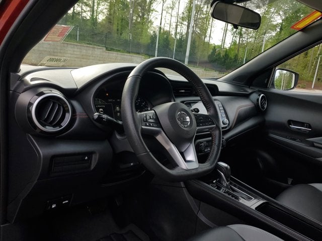 2021 Nissan Kicks SR