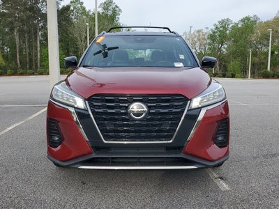 2021 Nissan Kicks SR
