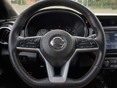 2021 Nissan Kicks SR