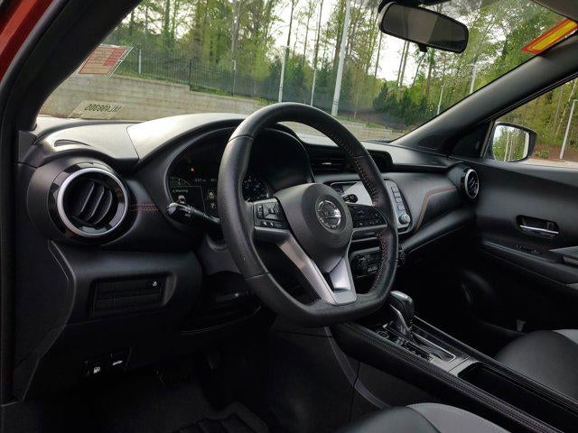 2021 Nissan Kicks SR