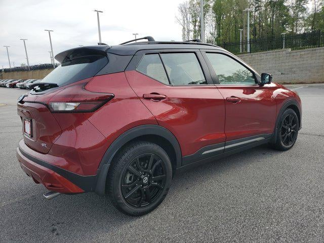 2021 Nissan Kicks SR
