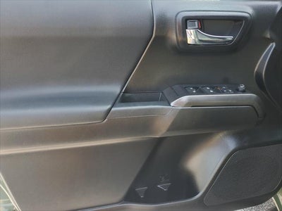 2022 Toyota Tacoma 4WD TRD Off Road