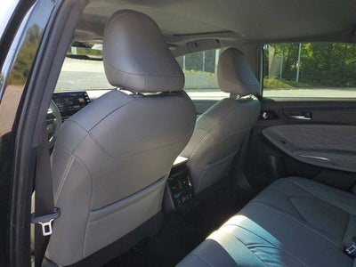 2022 Toyota Avalon Hybrid Limited