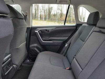 2022 Toyota RAV4 Hybrid LE