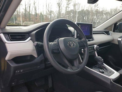 2023 Toyota RAV4 Hybrid XLE