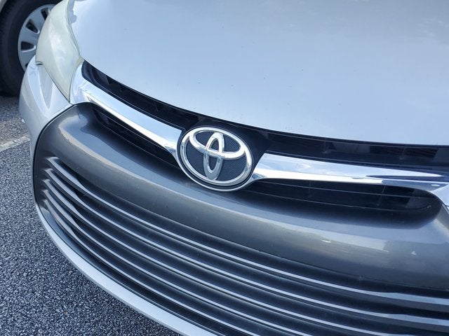 2016 Toyota Camry XLE