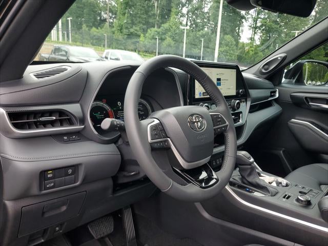 2026 Toyota Highlander XSE