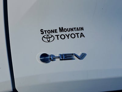 2025 Toyota Sienna LE