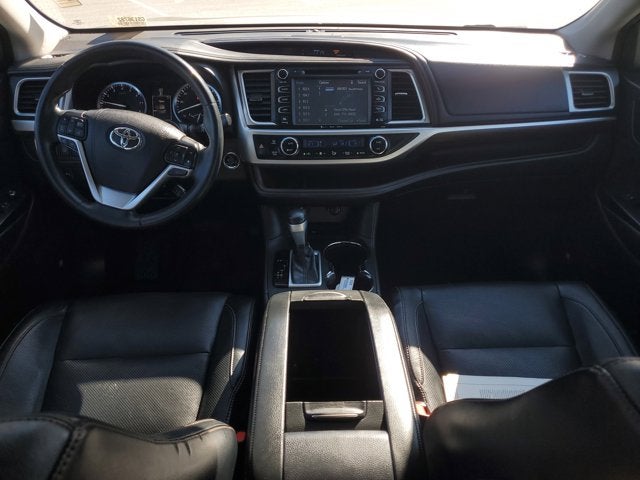 2016 Toyota Highlander Base