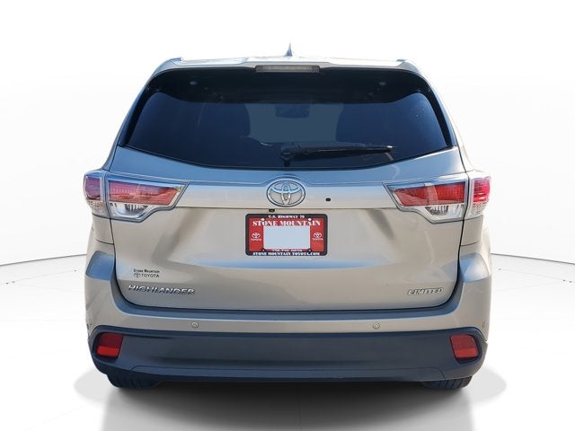 2016 Toyota Highlander Base