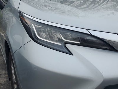2022 Toyota Sienna XLE