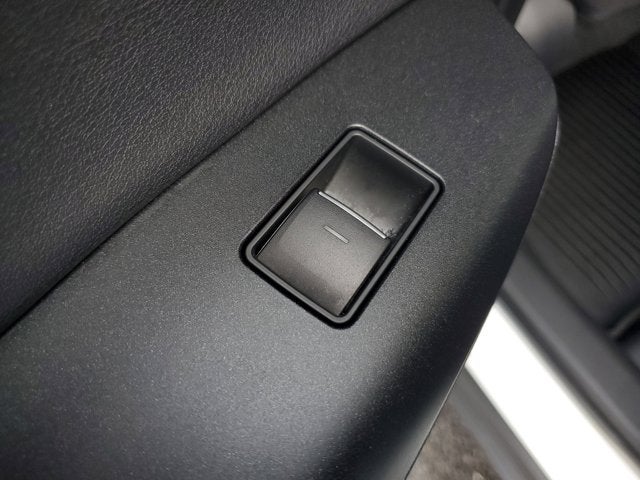 2023 Toyota Venza LE