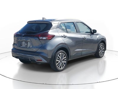 2022 Nissan Kicks SV