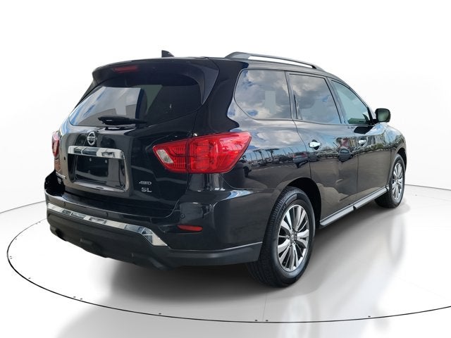 2019 Nissan Pathfinder SL