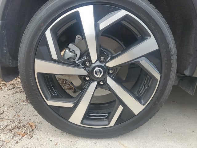 2021 Nissan Rogue Sport SL