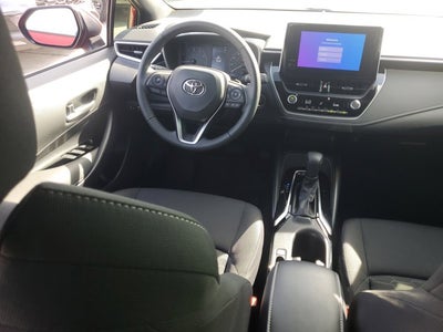 2025 Toyota Corolla Hatchback SE