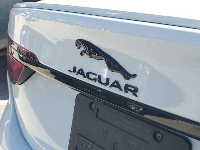 2024 Jaguar XF R-Dynamic SE