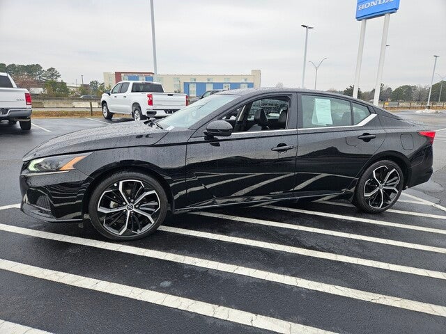 2025 Nissan Altima 2.5 SR