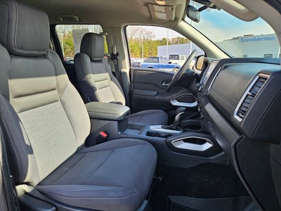 2022 Nissan Frontier SV