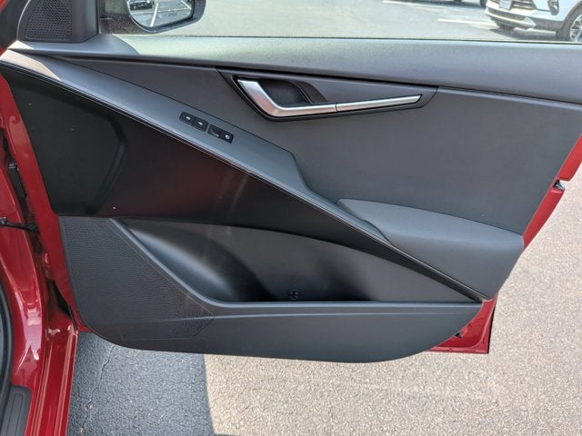 2025 Kia Niro LX